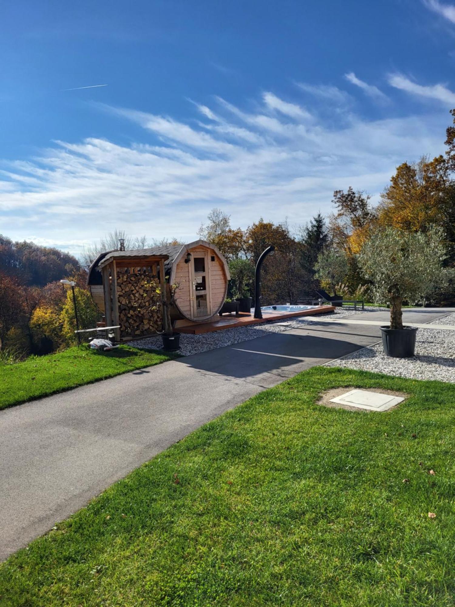Resort Timaja - Pool, Massage Pool, Sauna Trebnje Екстер'єр фото